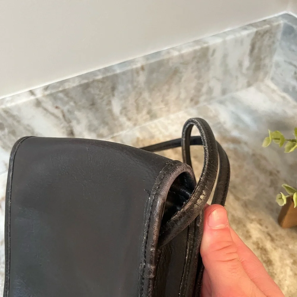 SOLD Coach Scooter Crossbody Bag Black Leather 9893 Used Condition - Picture 11 of 14